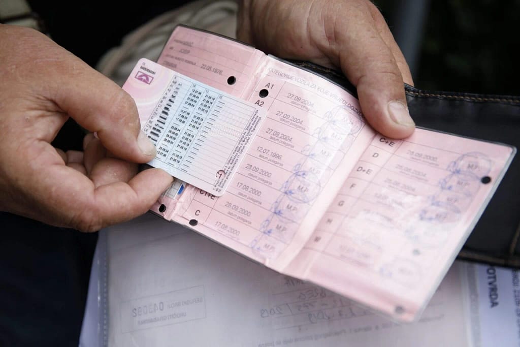 kupiti registriranu vozačku dozvolu